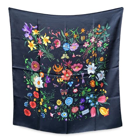 foulard gucci flora nero|gucci floral scarf.